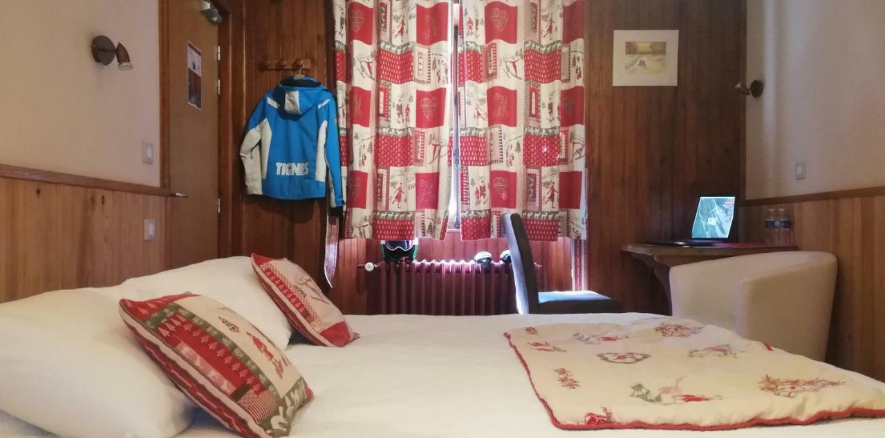 Le Dome Hotel Тин Екстериор снимка