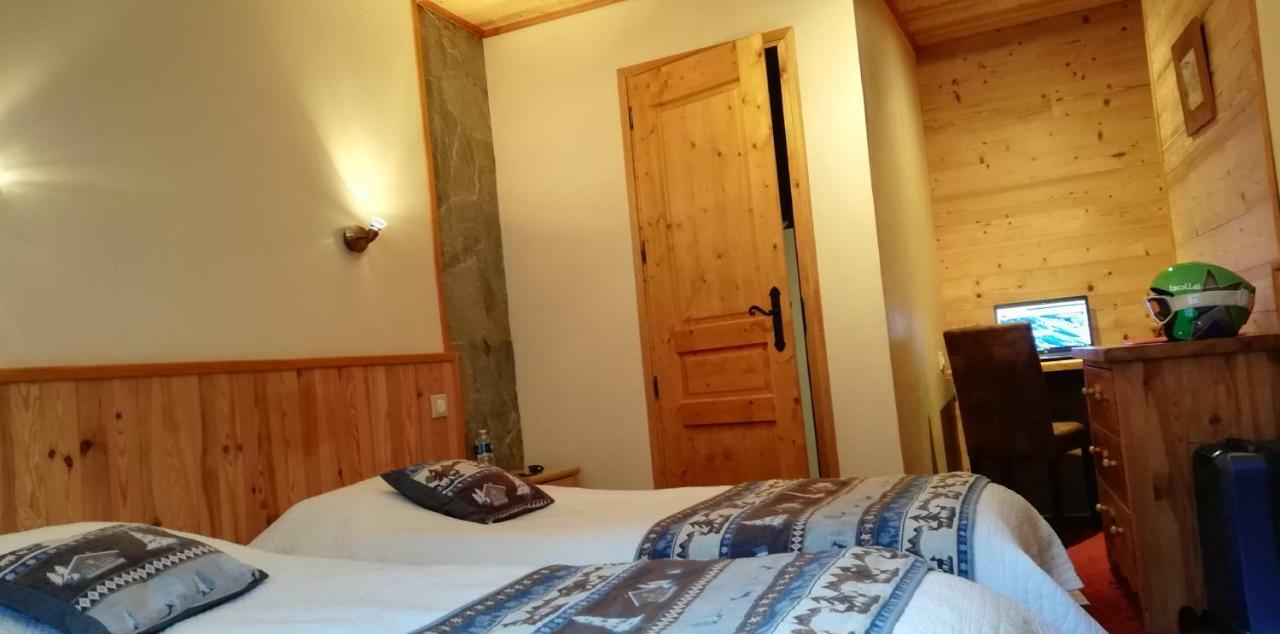 Le Dome Hotel Тин Екстериор снимка