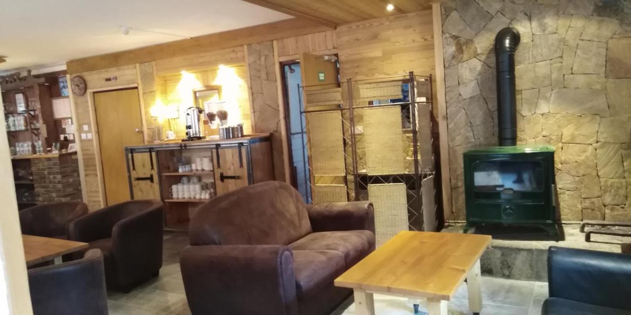 Le Dome Hotel Тин Екстериор снимка